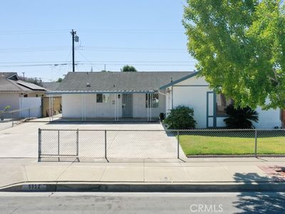 5932 Chinook Dr