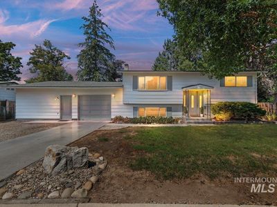 587 Monte Vista Dr
