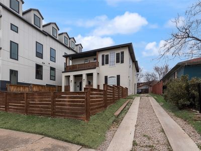 506 N Lancaster Ave #4