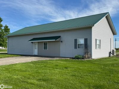 206 W Main St