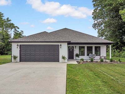 120 Blue Bird Ln