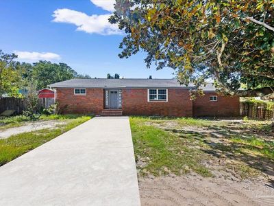 Property at 1695 Beechwood Dr, Gulf Breeze, FL