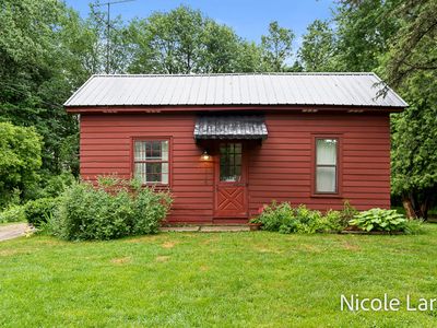 4696 Sixteen Mile Rd NE