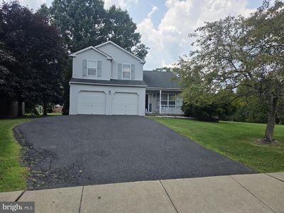 2 Live Oak Dr