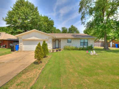 2404 E Fort Worth St