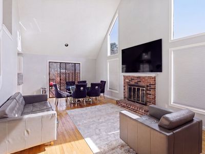 57 Carriage House Path