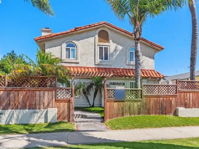 1528 Grand Ave APT 2