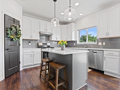2501 Marie CIRCLE