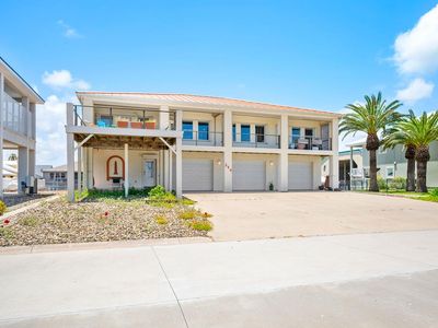 130 Bay Harbor Dr