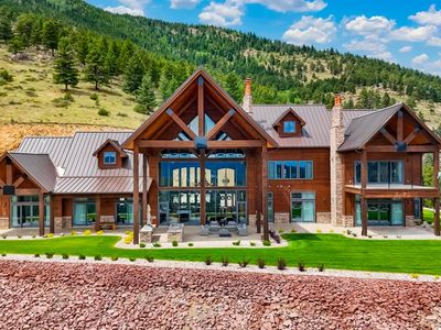 2327 Deer Ridge Dr