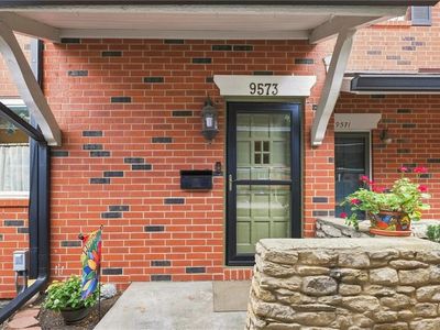 9573 Outlook Dr