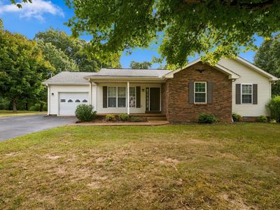 103 W Dell Rd
