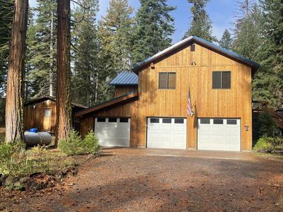 27062 Forest Park Ln