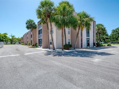 519 Albee Farm Rd APT 212