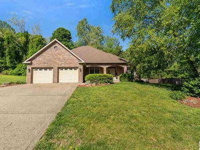 2545 Eisenhower Ln