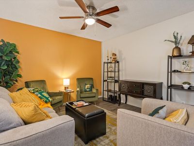 Property at 1214 Baylor Ave APT 202, Waco, TX