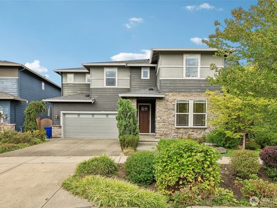 734 NE 4th Street