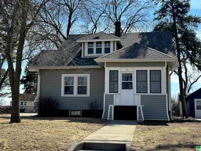 18 W Bloomingdale St