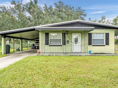 950 E LAKE DRIVE