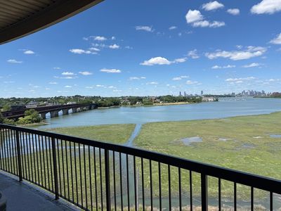 133 Commander Shea Blvd APT 712