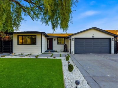 1485 Meadow Glen Way