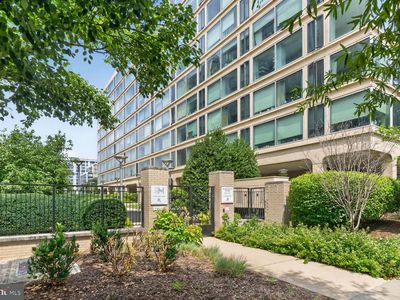 1101 3rd St SW APT 713