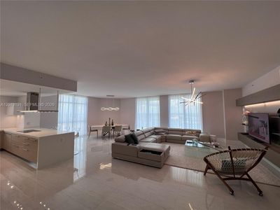 17301 Biscayne Blvd APT 1402