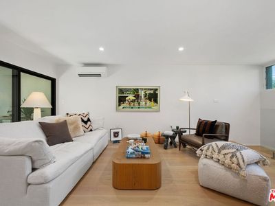 2233 4th St APT 3