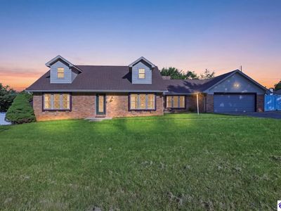 273 Manor Dr