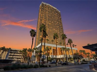 2000 N Fashion Show Dr Unit 3909