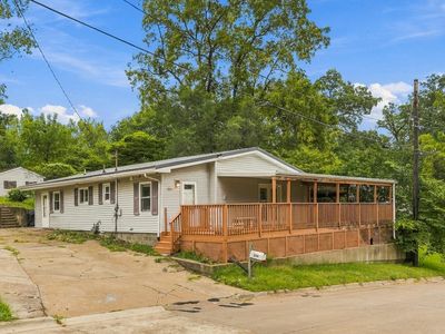 Property at 500 Lorenz St, Muscatine, IA