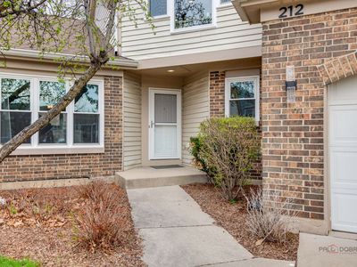 Property at 212 Willow Pkwy, Buffalo Grove, IL