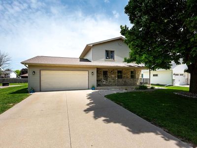 105 ROLLING GREEN CIRCLE