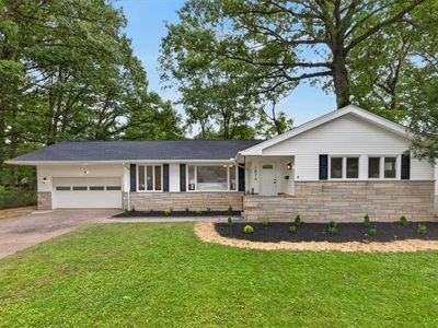 1874 Buena Vista Dr