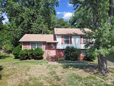 6010 Red Carriage Ln