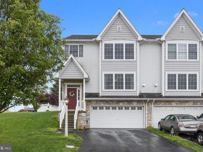 560 Nantucket Dr