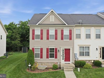 Property at 69 Driver Sq, Front Royal, VA