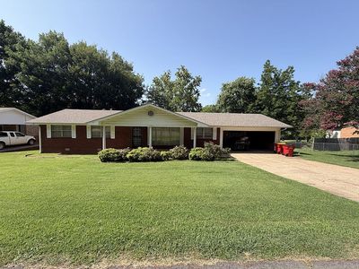 1307 View St