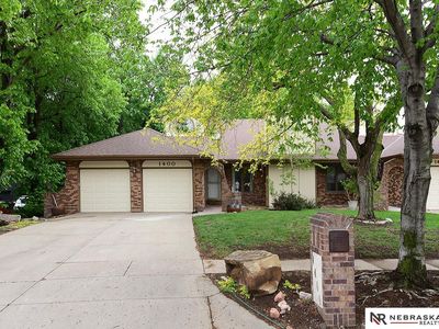 1400 Trelawney Dr