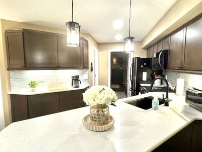 530 E Hiawatha Dr #304