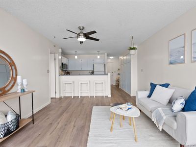 98-402 Koauka Loop APT 211