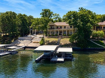 1135 Via Appia Dr