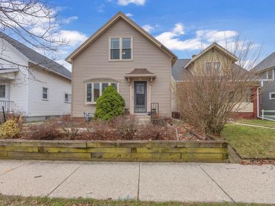 1117 Broadway AVENUE