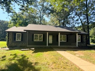 641 W Villa Dr