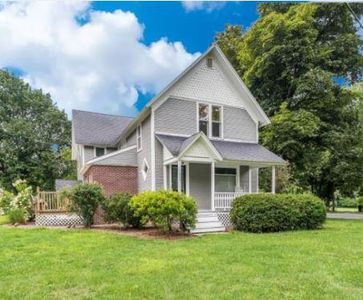 1925 Nichols Rd