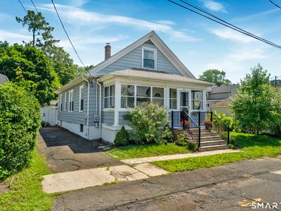 15 Laden Avenue
