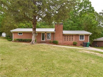 515 Manor Dr