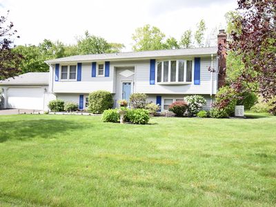 15 Valley Brook Road