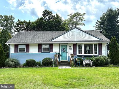 569 Kingman Ave