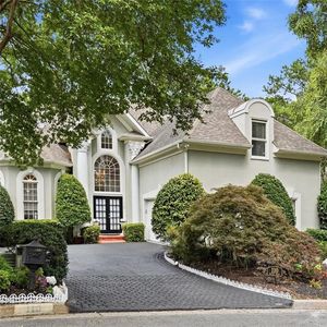 110 Brassy Ct